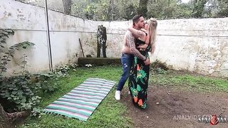Sortudo fudendo duas loiras gostosas