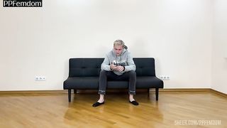 Sneaker Worship Femdom and Facesitting In Yoga Pants With Sporty Mistress Sofi