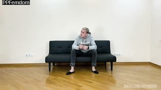 Sneaker Worship Femdom and Facesitting In Yoga Pants With Sporty Mistress Sofi