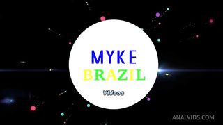 Fui ao motel encontrar com a morena gostosa Alessandra Marques e rolou aquela putaria top