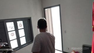 Dando o rabo bem escondidinho