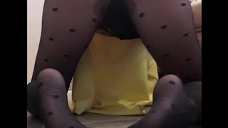 WANT YOUR COCK AGAINST MY PANTYHOSE FEET. PANTYHOSE RUBBING WETTING PEEING - MAY 01, 2025