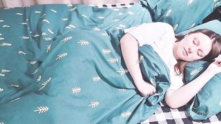 Woke stepsister up with my big cock