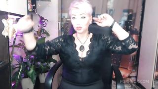 Cunt of beauty Aimee Hot MILF close up! Just gaping and with penetrations... ))