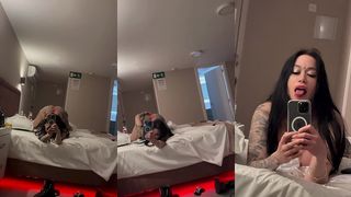 EN EL MOTEL SOLA MASTURBANDOME