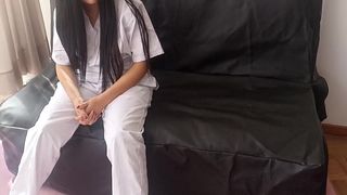 SLUTTY NURSE LETS HERSELF BE RECORDED FUCKING AFTER WORK SHIFT, SHE LIKES TO FUCK IN THE WAITING ROOM WHEN IT S EMPTY (XVIDEOS RED)