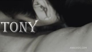 Me cogi por el culo a la de limpieza.. No se ustedes pero creo que no soy el unico que le esta dando por el chikis.