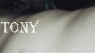 Me cogi por el culo a la de limpieza.. No se ustedes pero creo que no soy el unico que le esta dando por el chikis.