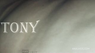 Me cogi por el culo a la de limpieza.. No se ustedes pero creo que no soy el unico que le esta dando por el chikis.