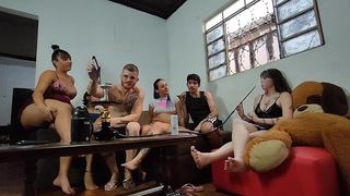 RESENHA ENTRE AMIGOS VIRA SURUBA MISTA