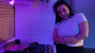 THIS LATINA BBW IS HOT!!!!!