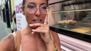 GAEL AND PAM S SEXUAL AND NAUGHTY ADVENTURES IN PARIS