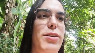 fodendo na trilha de dia