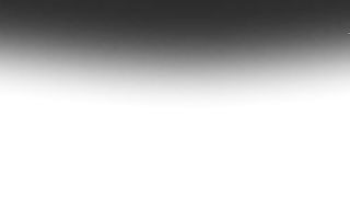 A novinha senta e goza gostoso no pau do negro dotado