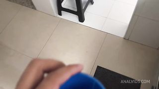 Gozei com ele enfiando o pau na minha garganta