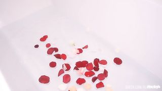 french TEEN masturbates her perfect pussy & SQUIRTS multiple times in a row!