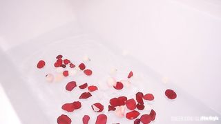 french TEEN masturbates her perfect pussy & SQUIRTS multiple times in a row!