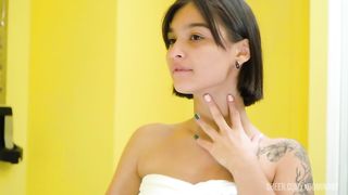 EFFY END ANAL MASTURBATION BEFORE ANAL CASTING