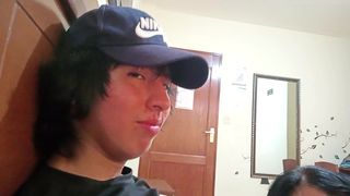 LE ENSENO A CHUPAR VERGA A MI SUEGRA, SU ESPOSO PIENSA QUE ESTA TRABAJANDO