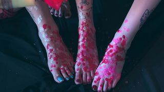 LOVE HOW HOT WAX FEELS ON MY FEET