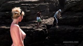 Tarra White Loves Sex By The Beach