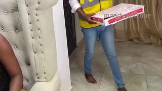 LONELY HOUSE WIFE PAYS OFF PIZZA DELIVERY GUY IN KIND