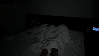 FUI ACORDADA DE MADRUGADA PELO MEU MARIDO ,QUE ESTAVA CHEIO DE TESAO PARA ME FUDER.