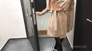 Vip escort deserves thick dick and good money