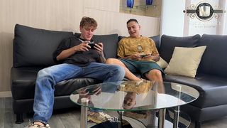 UNEXPECTED! I FUCK MY BEST FRIEND S WIFE! HE CATCHES US!