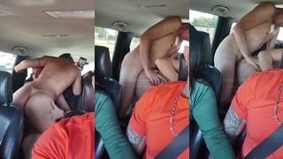 TRANSANDO NO CARRO COM UMA LOIRINHA HOTWIFE E O CORNO FILMANDO TUDO PRA BATER PUNHETA DEPOIS - FUCKING IN THE CAR WITH A BLONDE HOTWIFE AND THE CUCKOLD FILMING EVERYTHING TO JERK OFF LATER
