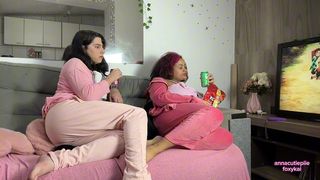 LESBIAN GIRLS FARTING AND BURPING WHILE WATCHING ANIME