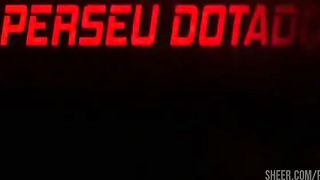 Mulher leva seu corno pra me mamar e beber meu leite juntos