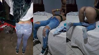 MI CUNADA TODA PEDA Y ENFIESTADA SE PONE CALIENTE DESPUES DE LA FIESTA.