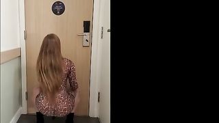 Loira do rabao leva porra na boca