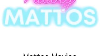 Tomando leitinho na boca do novato no porno