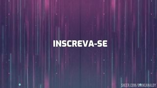 Madrasta na cozinha de shortinho