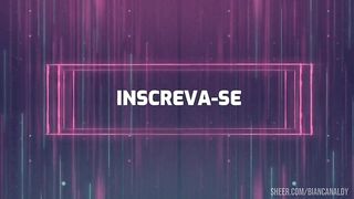 Madrasta na cozinha de shortinho