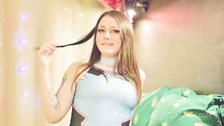 Young slut D.Va cums several times and stretches her pussy and ass with alien dildo until creampie