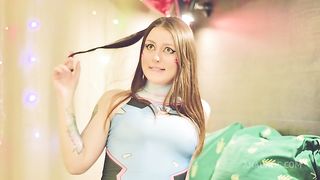 Young slut D.Va cums several times and stretches her pussy and ass with alien dildo until creampie