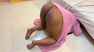 EGYPTIAN BIG ASS & PUSSY HOT STEPMOM STUCK UNDER BED THEN SHE WANT HARDCORE FUCK FROM SON S FRIEND