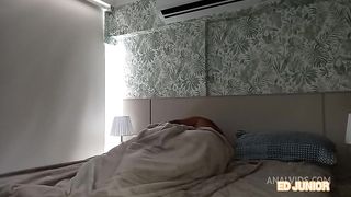 ED JUNIOR ACORDANDO E FODENDO UMA GAUCHA NO PELO