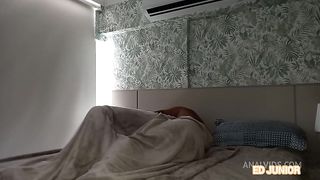 ED JUNIOR ACORDANDO E FODENDO UMA GAUCHA NO PELO