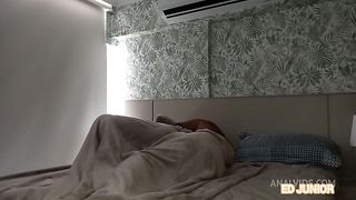 ED JUNIOR ACORDANDO E FODENDO UMA GAUCHA NO PELO