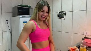 O MARIDO SAIU PARA TRABALHAR ELE ESPEROU EU CHEGAR DA ACADEMIA E VEIO NA MINHA PORTA