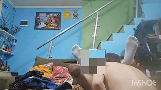 O PUTO VEIO DE LONGE PARA DA PRA MIM E GOZOU SEM COLOCAR A MAO PAU