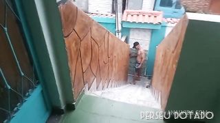 Fui cobrar uma divida ao meu amigo e a esposa dele pagou com o cuzinho