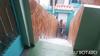 Fui cobrar uma divida ao meu amigo e a esposa dele pagou com o cuzinho