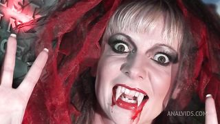 Tyler Faith And Foxy Are Very Hungry