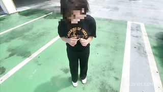 大◯生彼女と2人のエッチするシーツを買いにドンキに行ってスタバデート。最後は激しくえっちする大◯生カップル。