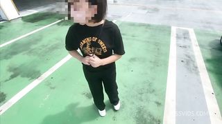 大◯生彼女と2人のエッチするシーツを買いにドンキに行ってスタバデート。最後は激しくえっちする大◯生カップル。